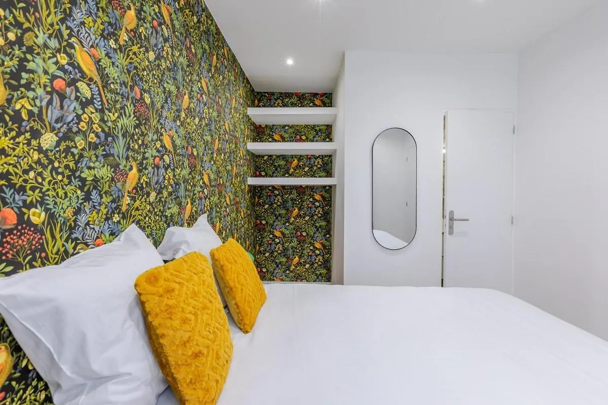 Nid Douillet Pour Deux Coeur Du 19E Arrondissement Apartment Paris