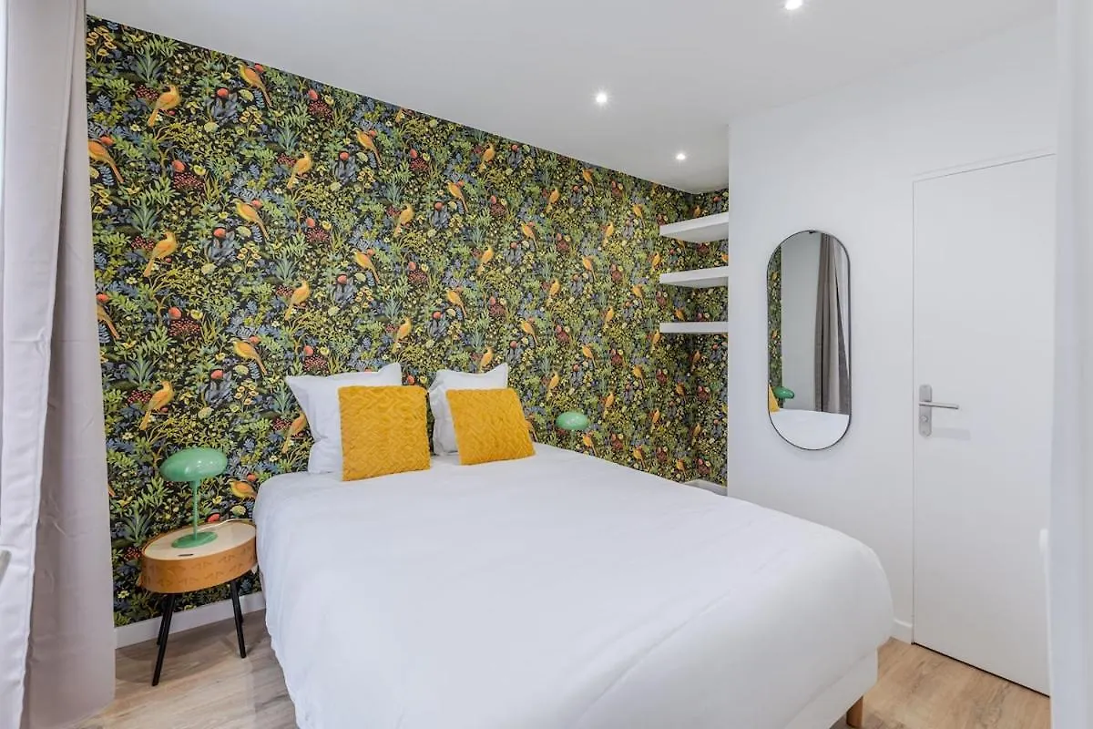 Nid Douillet Pour Deux Coeur Du 19E Arrondissement Apartment Paris