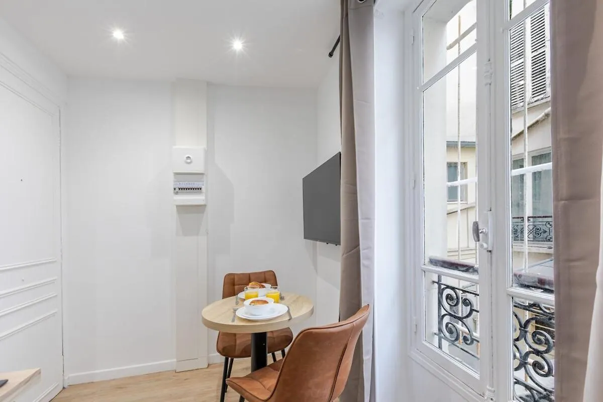 דירות פריז Nid Douillet Pour Deux Coeur Du 19E Arrondissement צרפת